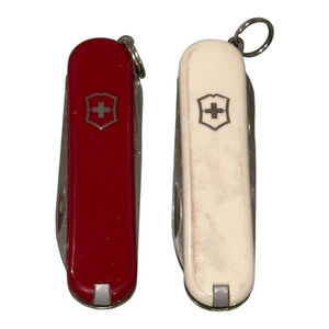 Victorinox Classic Swiss Army Multi-Tool Knives Lot Red White Case Keychain